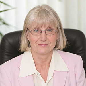 Dr. Marilyn Glenville